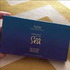 Tarte Rainforest of the sea palette
